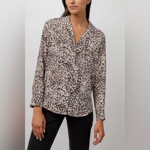 RAILS Rebel Shirt
Silk Natural Spotted (T1)